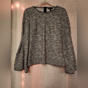 Banana Republic Bell Sleeve top Extra Small.